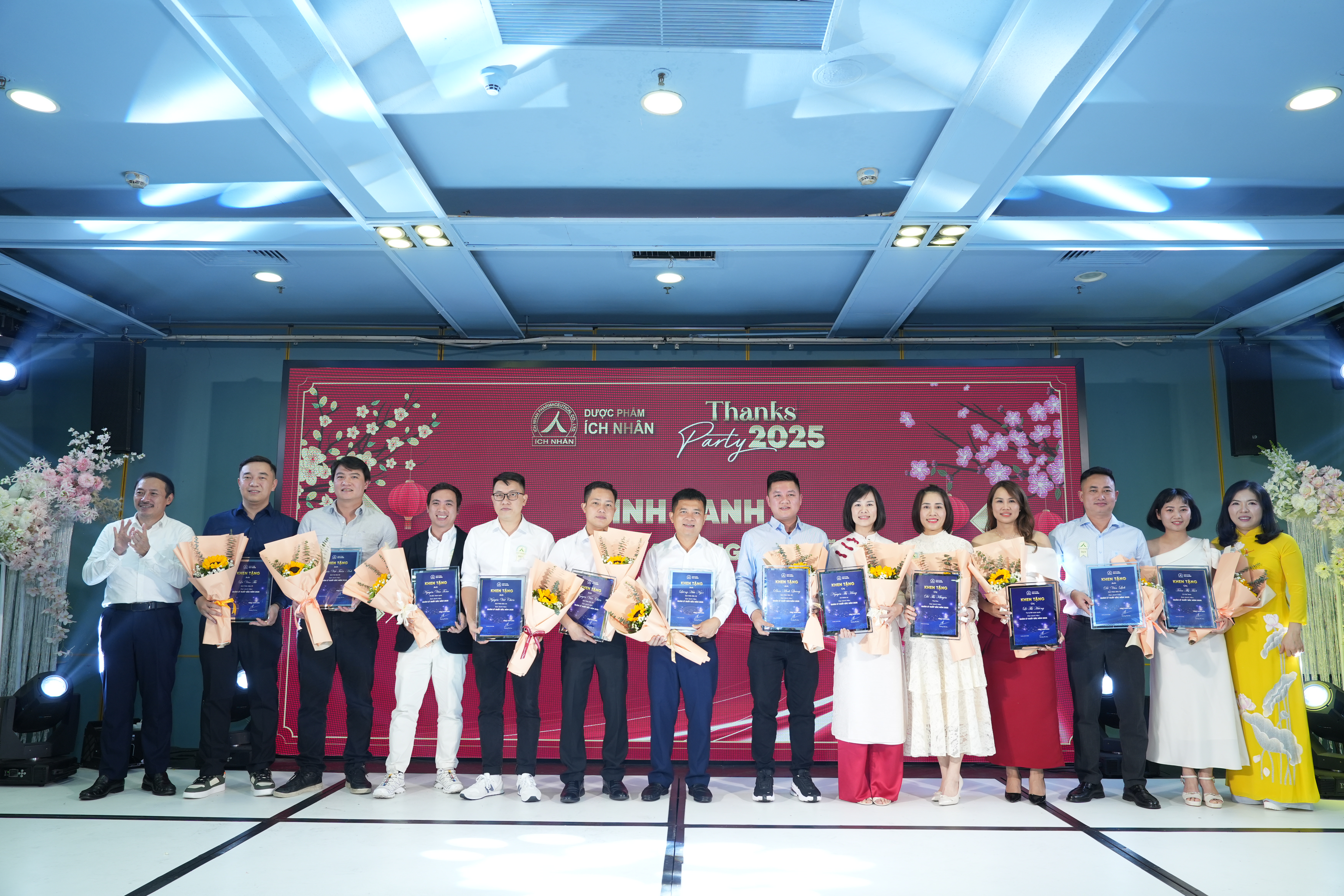 THANKS PARTY 2025: VỮNG TIN DẪN LỐI – CHỦ ĐỘNG DẪN VIỆC – SÁNG TẠO DẪN ĐẦU – HIỆU QUẢ BỀN LÂU