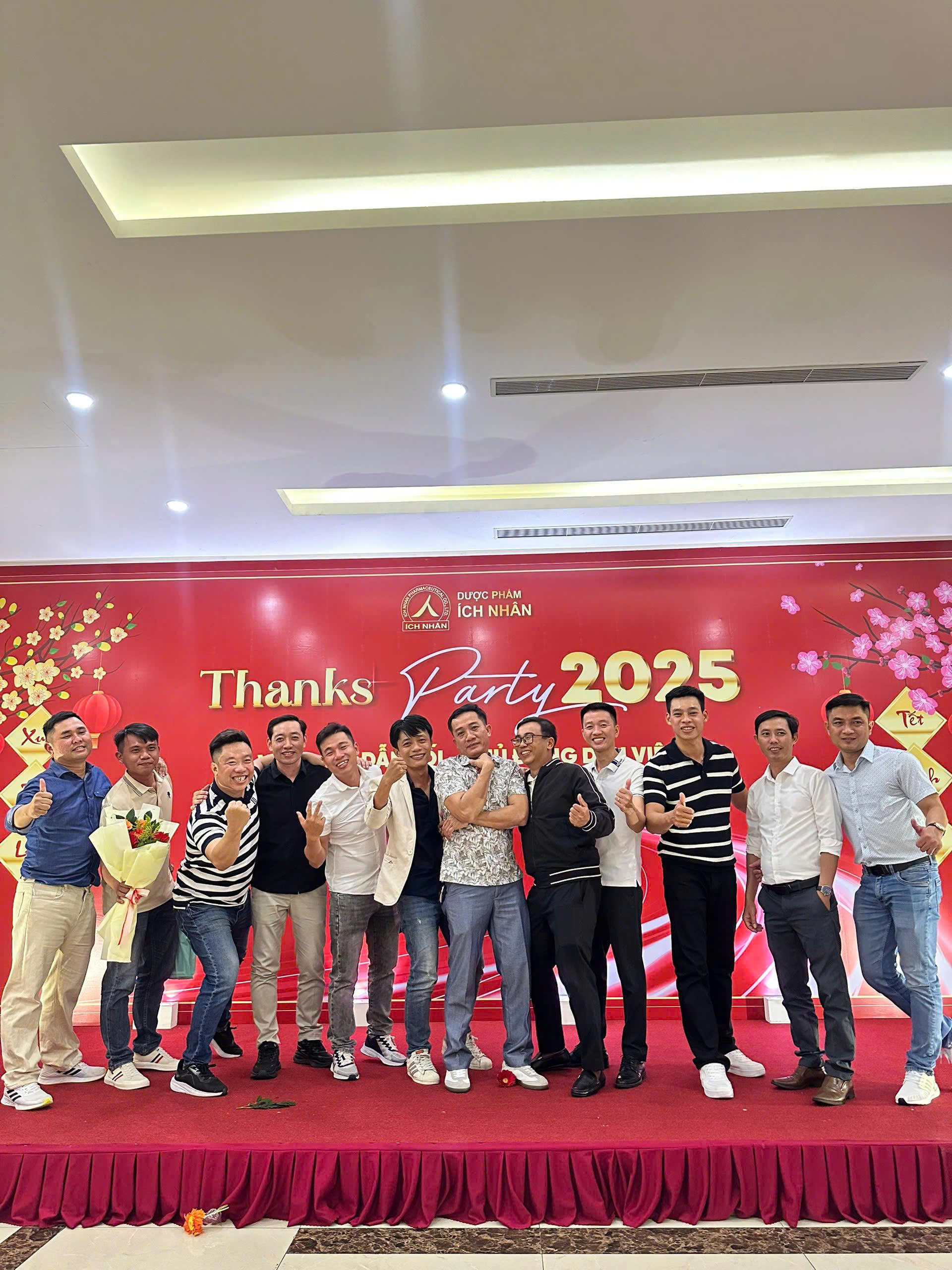 THANKS PARTY 2025 – ÍCH NHÂN MIỀN TRUNG VUI NHƯ TẾT | SẴN SÀNG CHO MỘT NĂM MỚI BỨT PHÁ